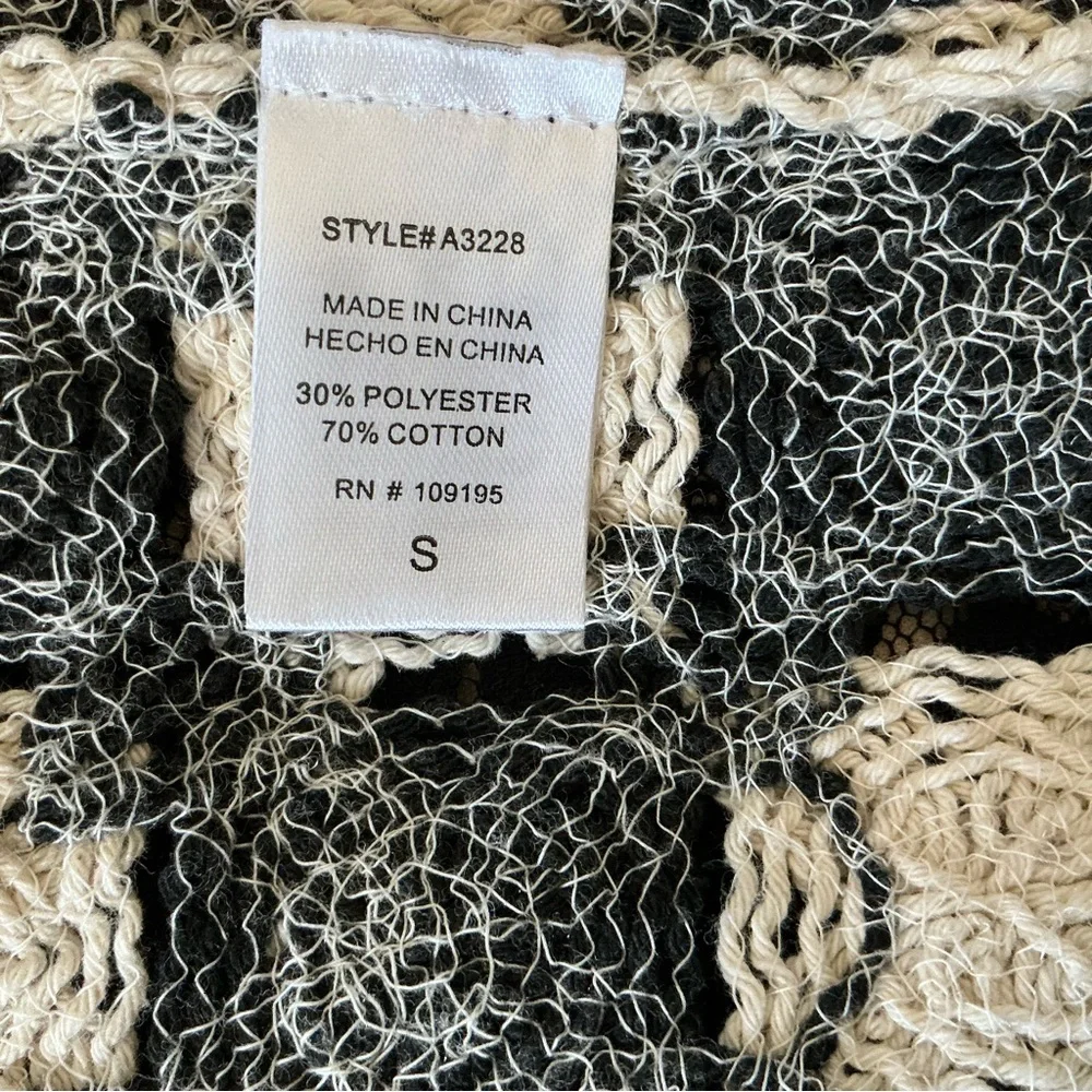 Love J Top Womens Crochet Cropped Tank Cream Black Granny Square Boho Festival - Picture 10 of 11